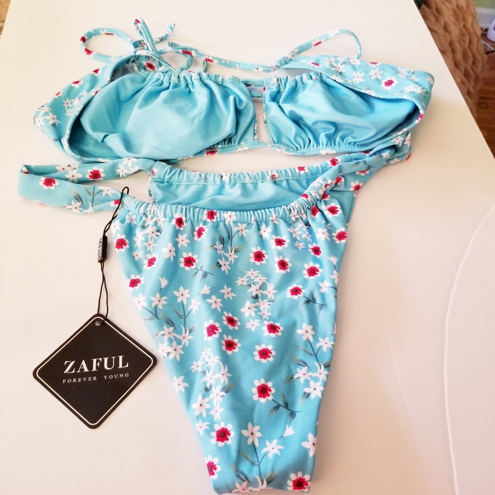 Zaful Bikini Swimsuit Set Bundle Size 8 - Picture 8 of 9